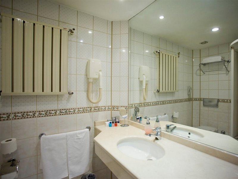 Park 156 Hotel อิสตันบูล ภายนอก รูปภาพ